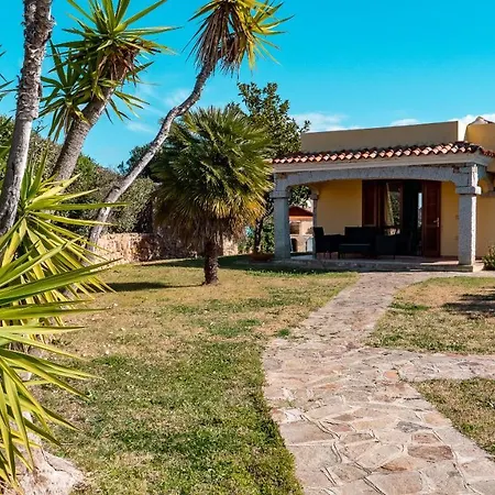 Holiday home Con Giardino A *