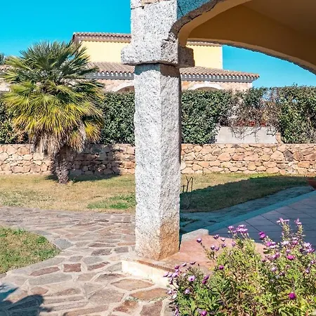Con Giardino A * Budoni